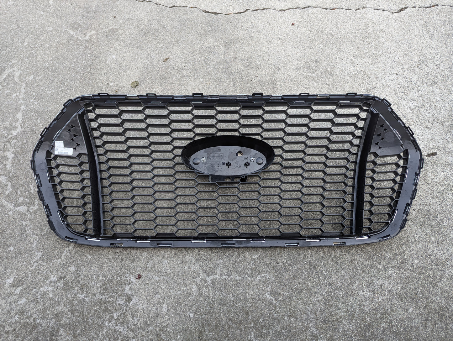 Used Ford Transit Grille